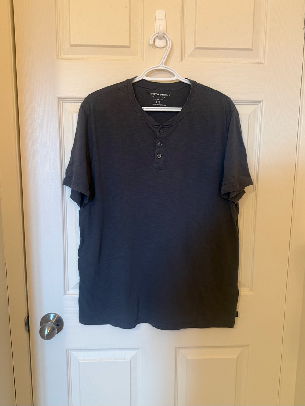 Lucky Brand Men's Charcoal Short Sleeve Henley 100% Cotton